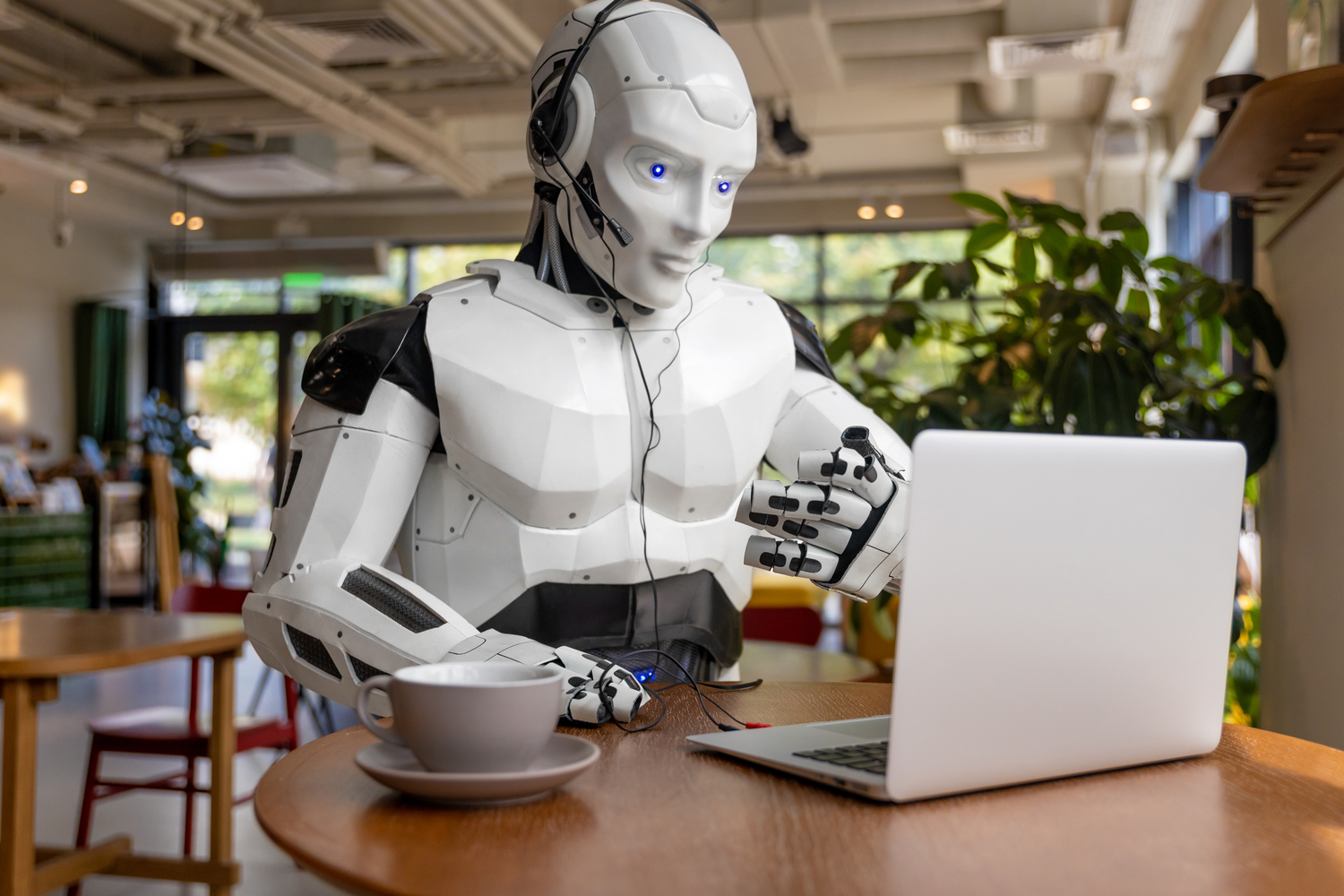 Image of AI Customer Service: Kapan Pakai AI atau Agen Manusia?